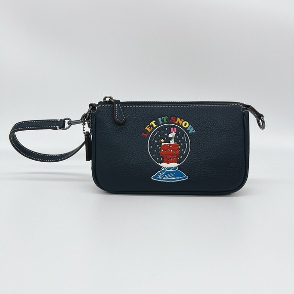 Coach X Peanuts CE859 Nolita 19 With Snoopy Let It Snow Motif Wristlet NWT $228 - Picture 1 of 12